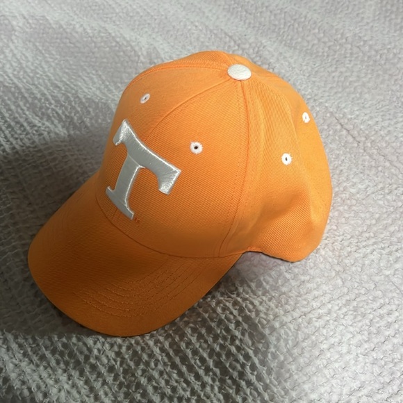 University of Tennessee Adjustable Hat - Picture 2 of 5